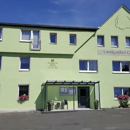 Landgasthof Grüne Linde Pensión Hof (Bavaria)