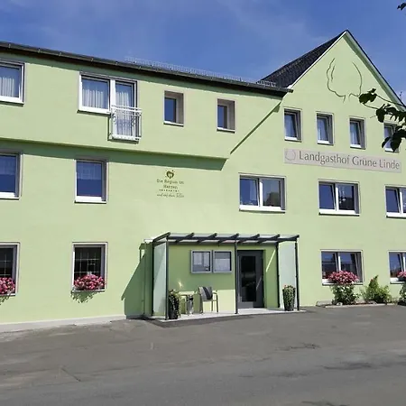 Landgasthof Gruene Linde Guest house