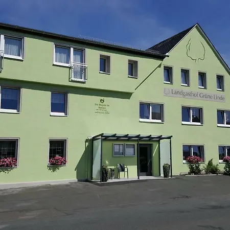 Landgasthof Gruene Linde Guest house